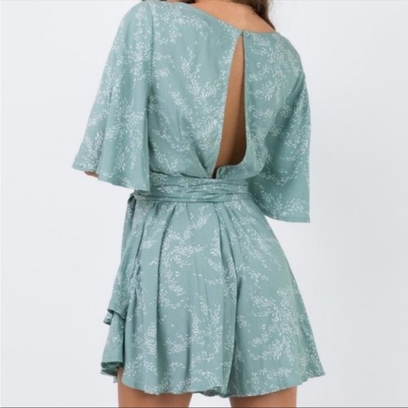 Princess Polly Romper NWOT Size 4 - Picture 3 of 4